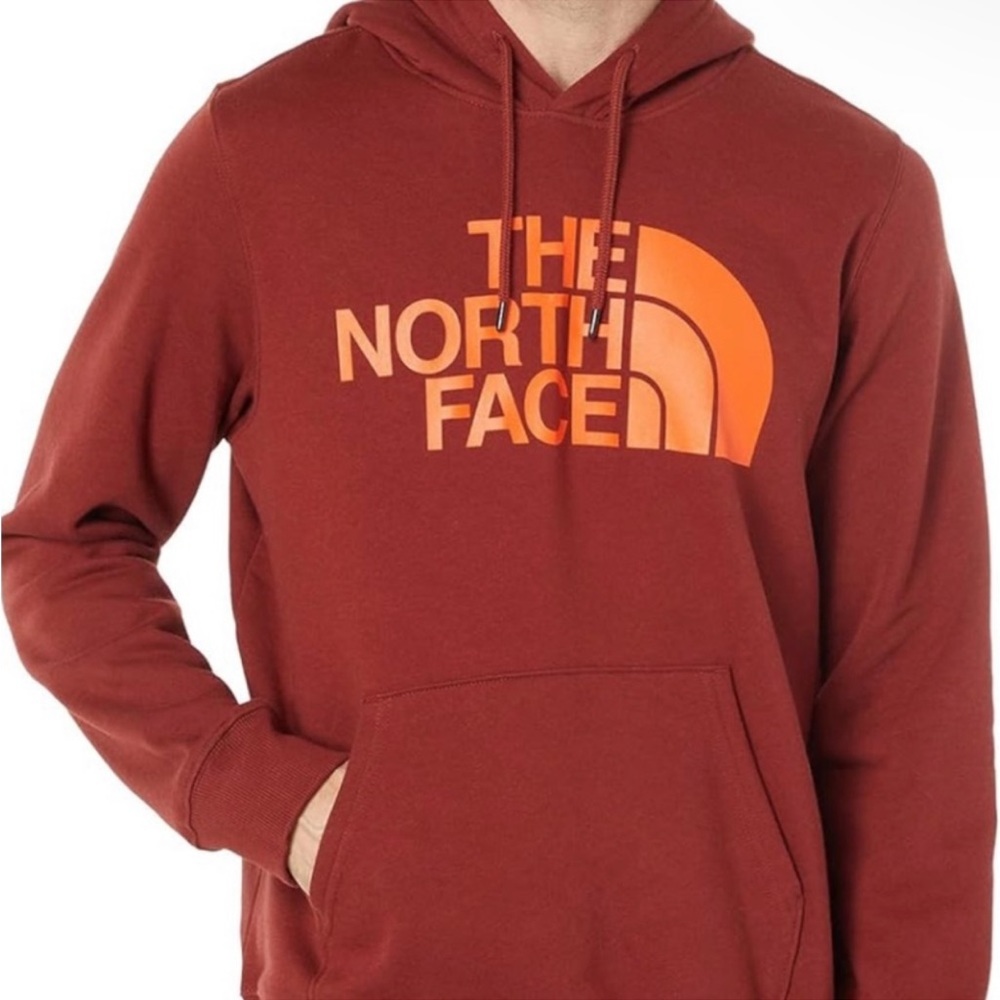 THE NORTH FACE
Men's Half Dome Logo Hoodie new with tags size medium. #9